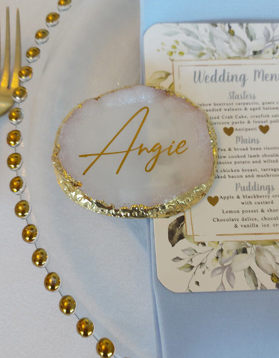 Our Collections - Charger Plates - Emily Rose Events Hire