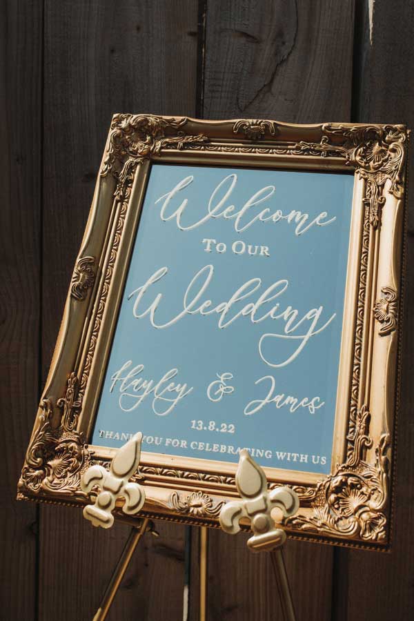 Our Collections - Mirrors and Easels - Emily Rose Events Hire